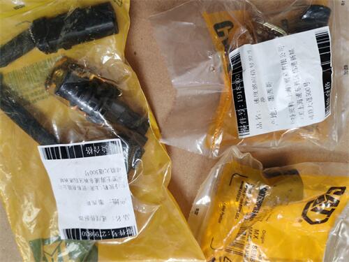 卡特彼勒柴油机的“速度小卫士”：122 - 8863低输出磁性转速传感器