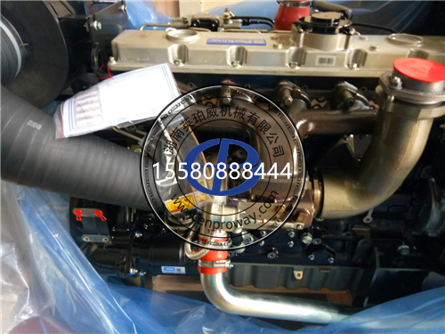 探秘珀金斯1100型發動機：動力核心的奧秘與應用