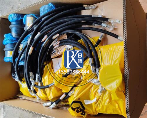 卡特390FL挖掘机CAT C18发动机：全维服务指南